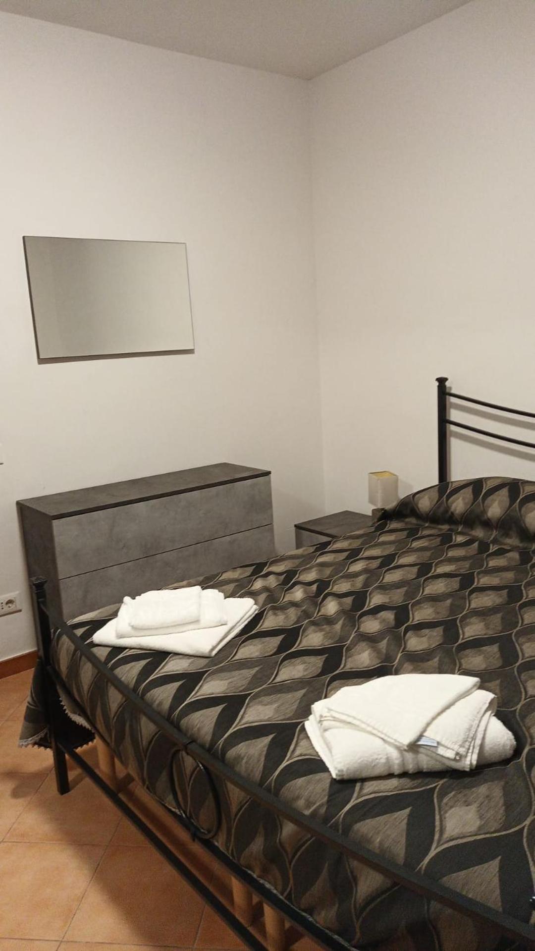 Appartement Casa N 2 Con Parcheggio Privato E Colonnina Ricarica à Livourne Extérieur photo