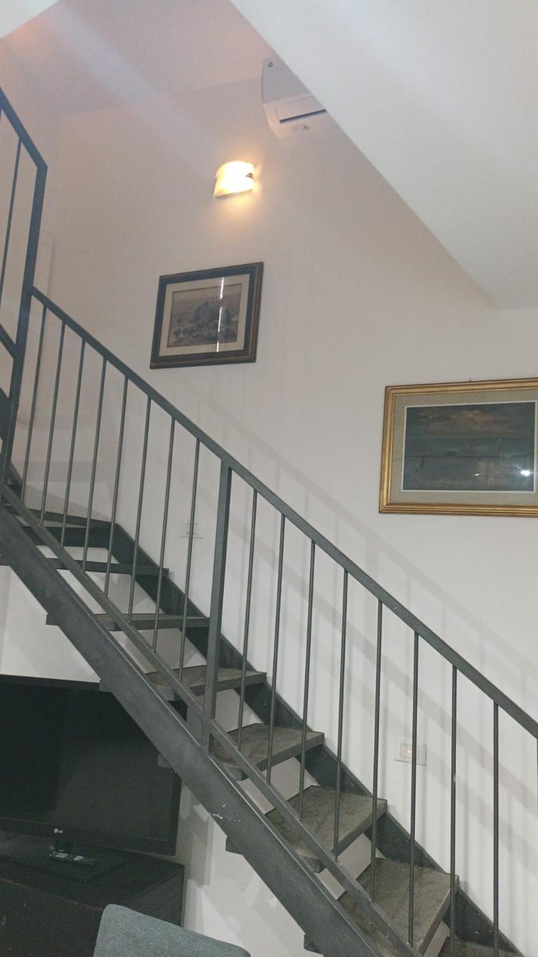 Appartement Casa N 2 Con Parcheggio Privato E Colonnina Ricarica à Livourne Extérieur photo