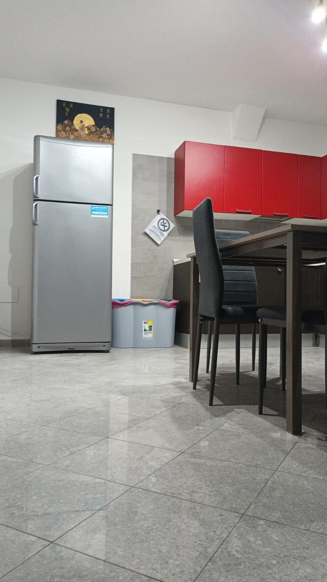 Appartement Casa N 2 Con Parcheggio Privato E Colonnina Ricarica à Livourne Extérieur photo